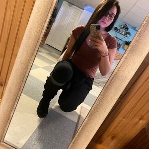 Meet your Posher, Allicia